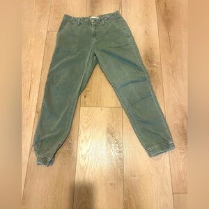 Vervet size 27 chinos